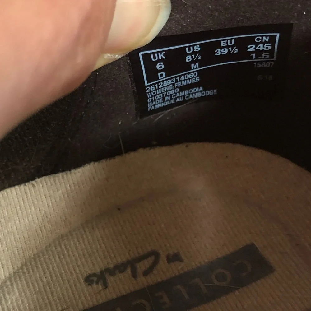 Clarks Cheyn Madi Slip-On Shoes - Picture 5 of 6